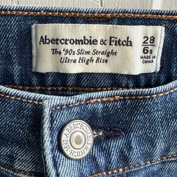 Abercrombie & Fitch The 90s Slim Straight Ultra High Rise Jeans - Picture 7 of 8